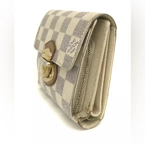 Louis Vuitton Damier Azur Portefeiulle Joy Trifold - Picture 2 of 10